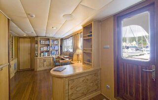 0I5D1835-study